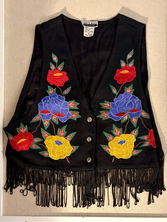 Contempo Casuals Jackets & Blazers - *Rare Find*
Vintage 90’s Contempo Casuals Boho Floral Embroidered Fringe Vest
